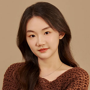 doris-yizhe-yang Doris Yizhe Yang